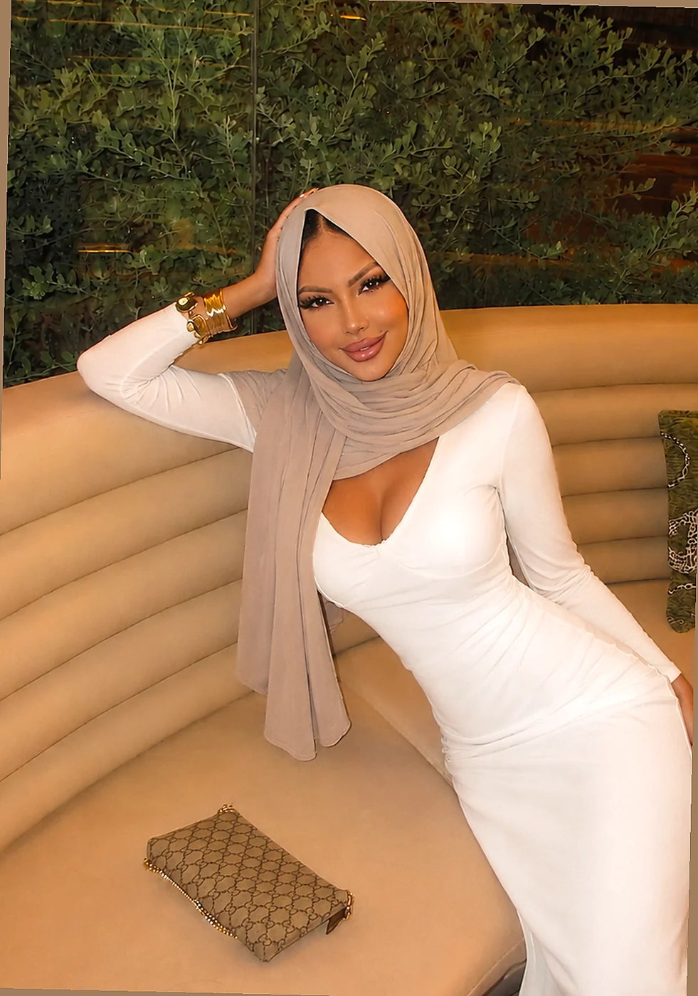 MinaSu Gemlik türbanlı escort model